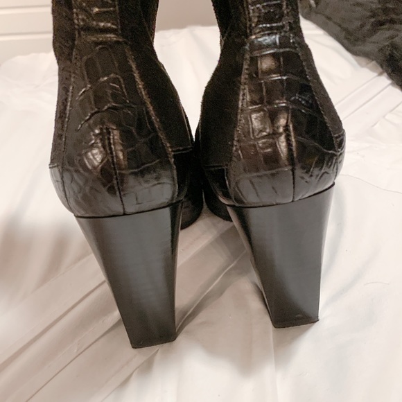 Donald J Pliner black suede stretch boots sz 9 - Picture 3 of 7